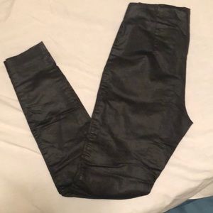 Shiny/shimmery Black Jegging